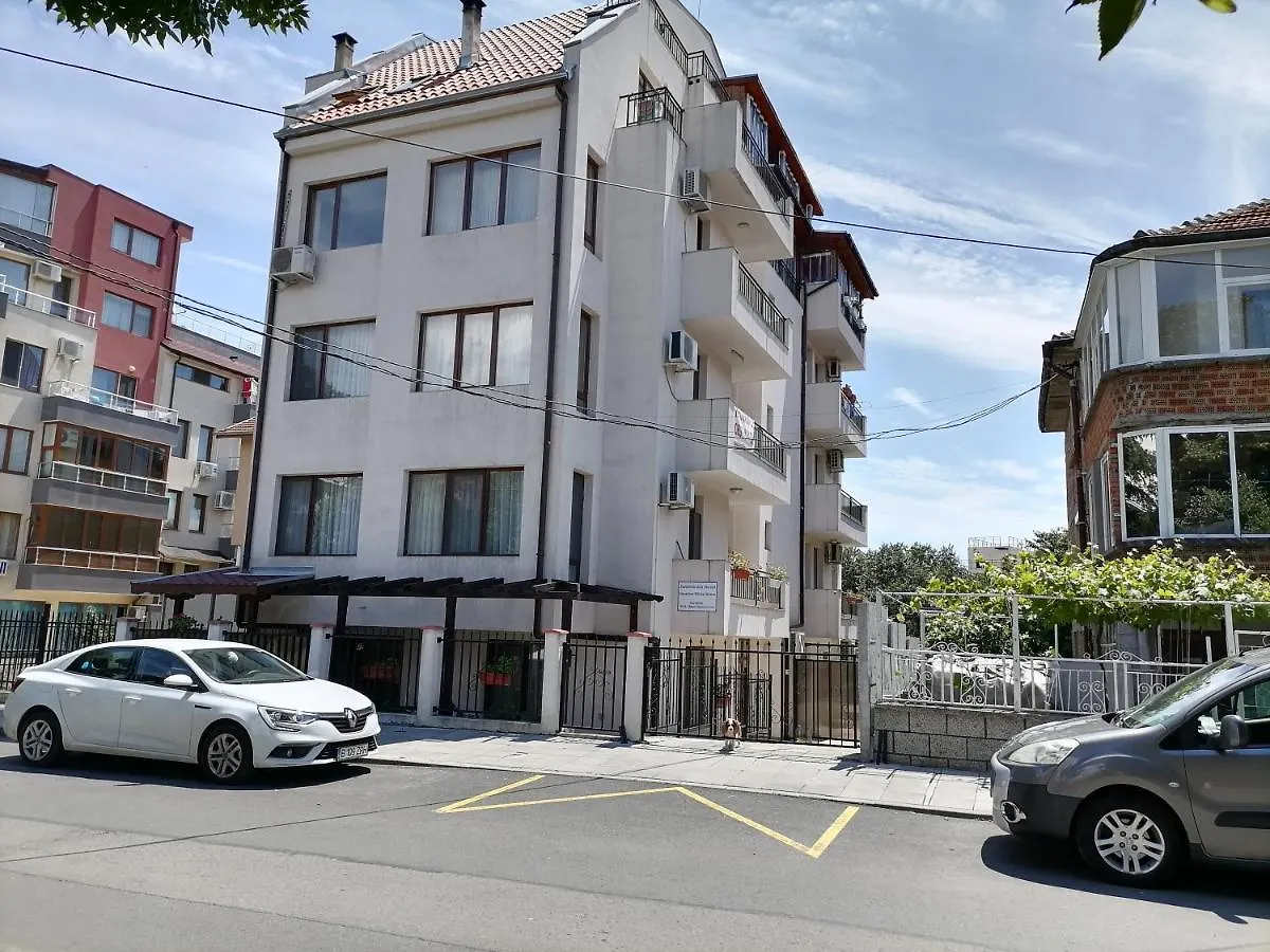 White Home-Apartament Burgas