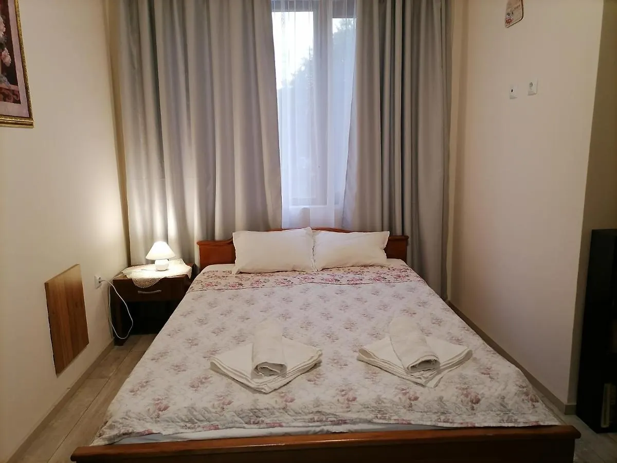Apartment White Home-Apartament Burgas